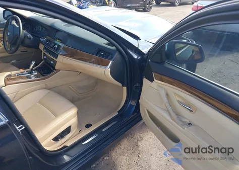 2013 BMW 528I xDrive из США, поврежденный, VIN WBAXH5C52DD109826